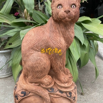 Tượng linh vật mèo bằng gỗ
